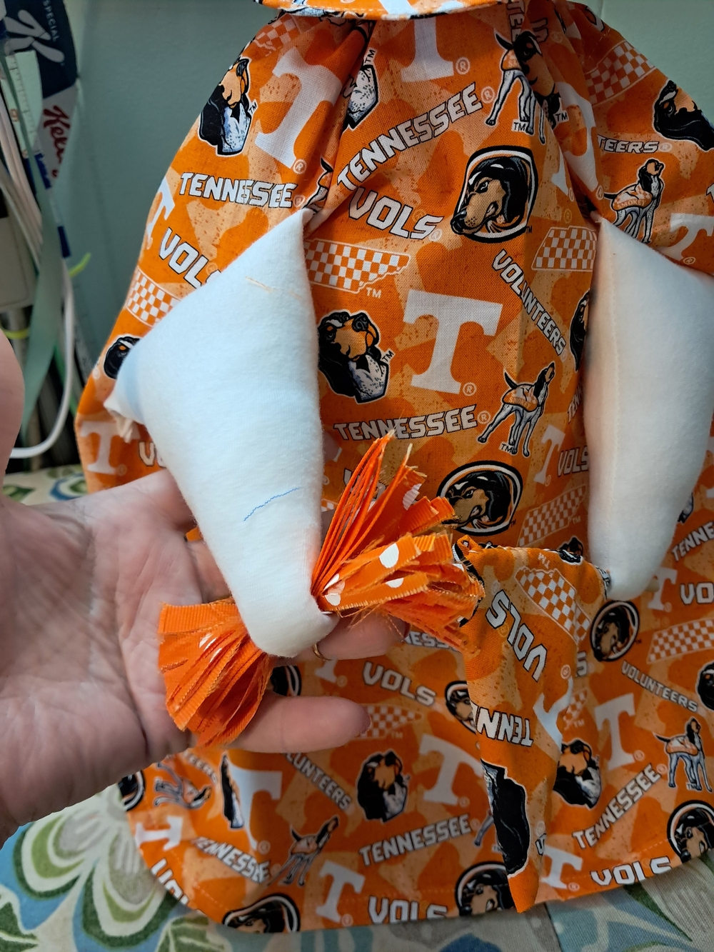 4042 PORCH GOOSE Tennessee Orange Volunteer Themed Craft Hat and Cape Set. - Picture 2 of 5